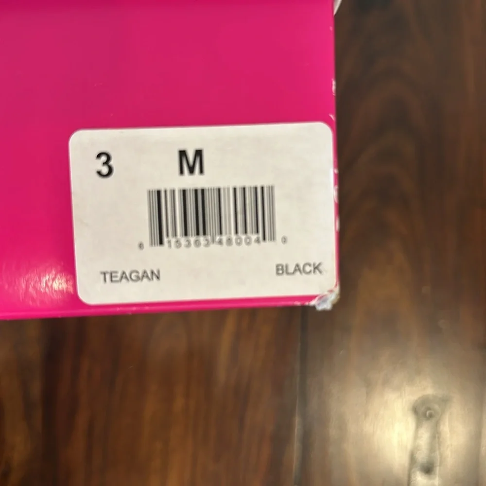 Olive & Edie Girls Black Boots Size 3 - Picture 8 of 9